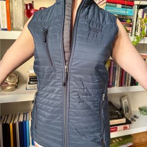 Goldman Sachs Women's Navy Quilted Vest